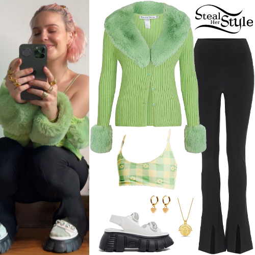 Anne-Marie: Green Cardigan, Black Legging | Steal Her Style