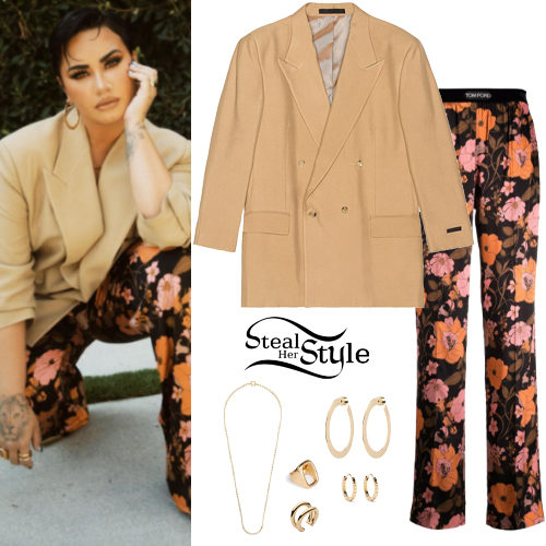 Demi Lovato Clothes and Outfits, Page 39