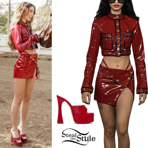 Emma Chamberlain🍵  Fashion, Red leather, Leather jacket