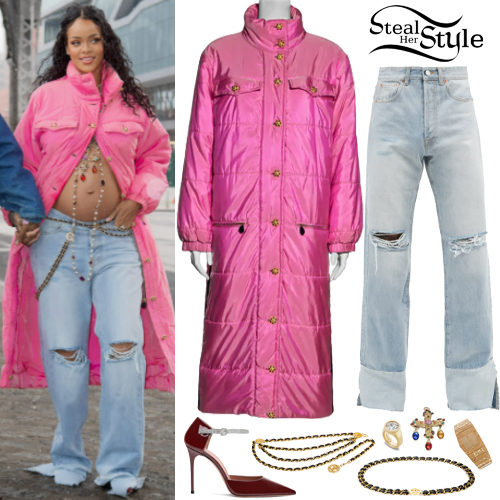 Rihanna's Clothes & Outfits