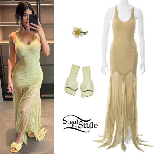 Kylie Jenner Clothes & Outfits, Steal Her Style