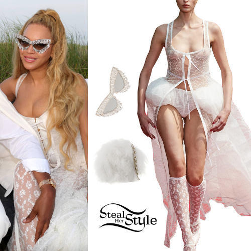 https://stealherstyle.net/wp-content/uploads/2023/07/beyonce_whiteparty.jpg